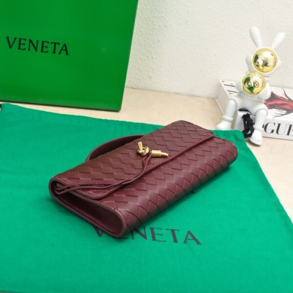 Bottega Veneta Andiamo Clutch Barolo - Original Quality - Image 4