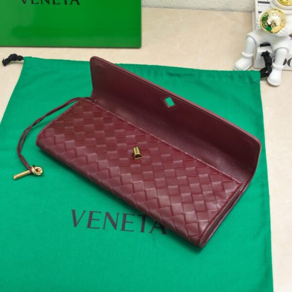 Bottega Veneta Andiamo Clutch Barolo - Original Quality - Image 5