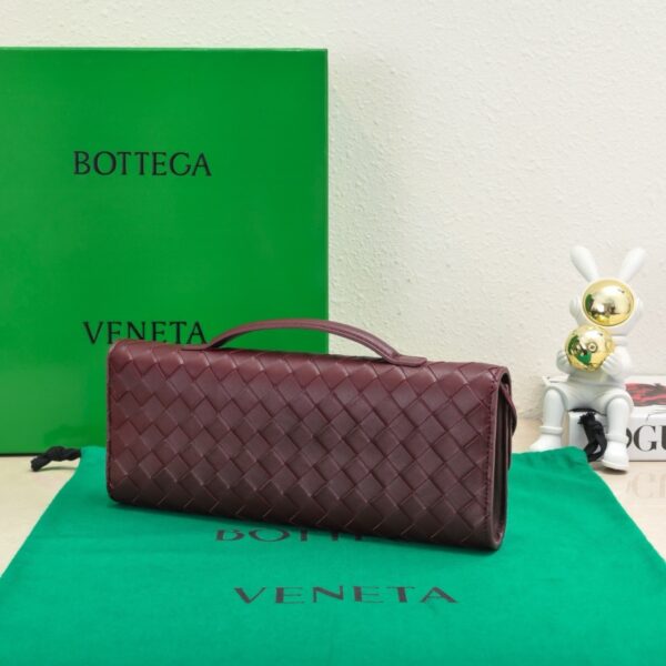 Bottega Veneta Andiamo Clutch Barolo - Original Quality - Image 2