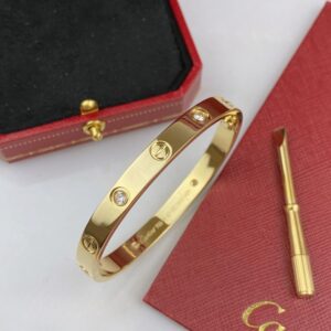 Cartier LOVE Bracelet Classic Model with 4 Diamonds - Original Quality