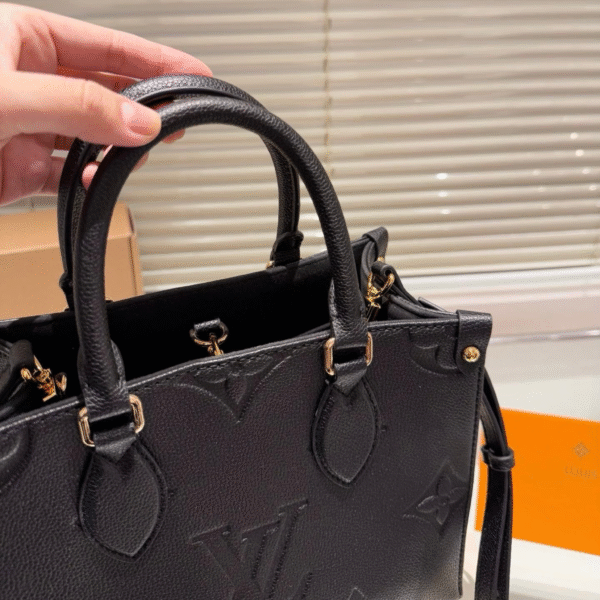 LV OnTheGo PM Monogram Empriente Leather - Original Quality - Image 5
