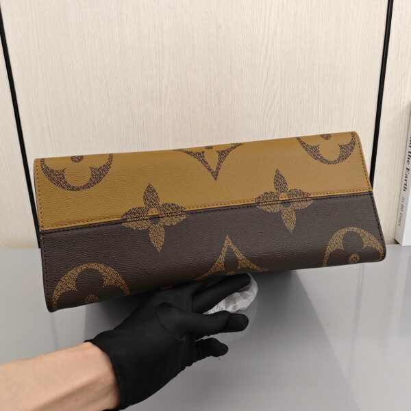 Louis Vuitton Onthego MM Tote - Original Quality - Image 7