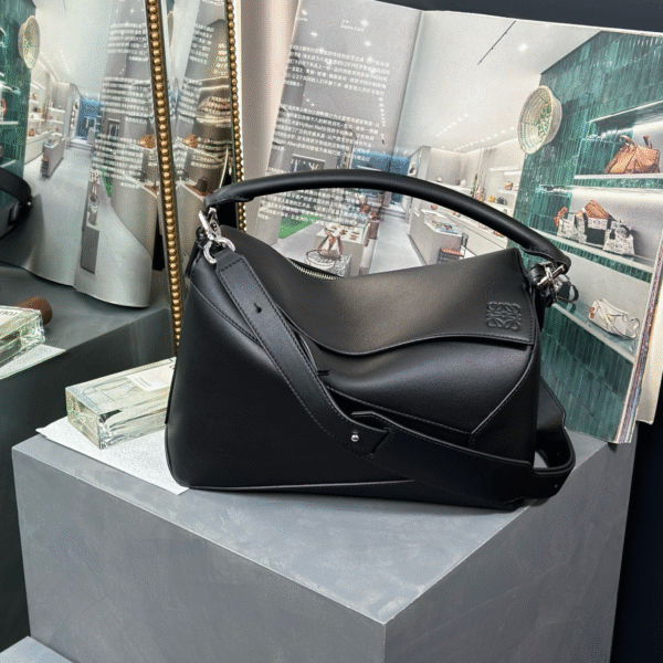 Loewe Small Puzzle Edge Bag Black Calfskin - Original Quality