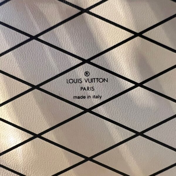 LV Petite Malle V Monogram - Original Quality - Image 9