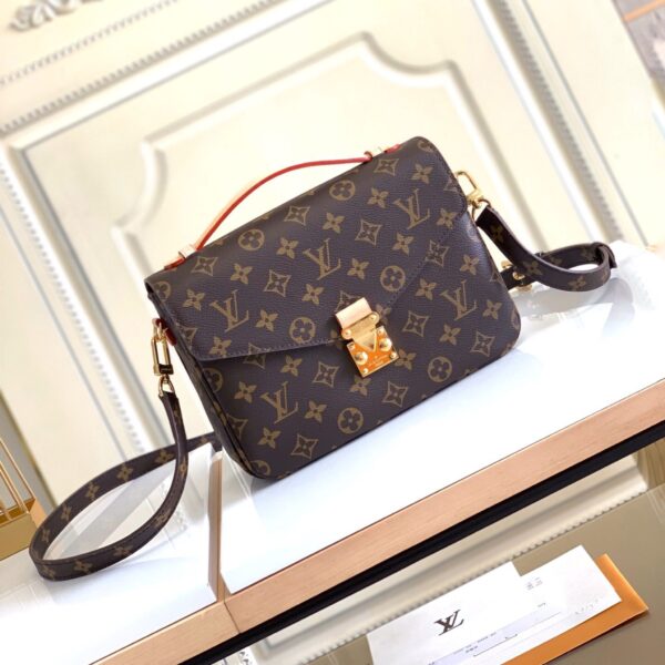 Louis Vuitton Pochette Metis Monogram Canvas - Original Quality