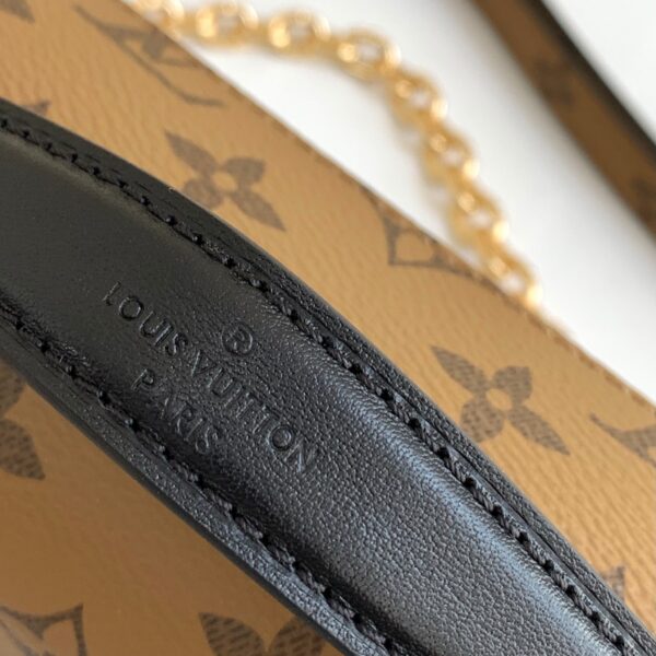 LV Pochette Métis East West Monogram Reverse - Original Quality - Image 6