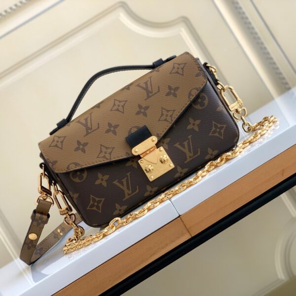 LV Pochette Métis East West Monogram Reverse - Original Quality