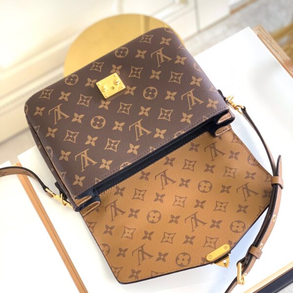 LV Pochette Métis Monogram Reverse - Original Quality - Image 7