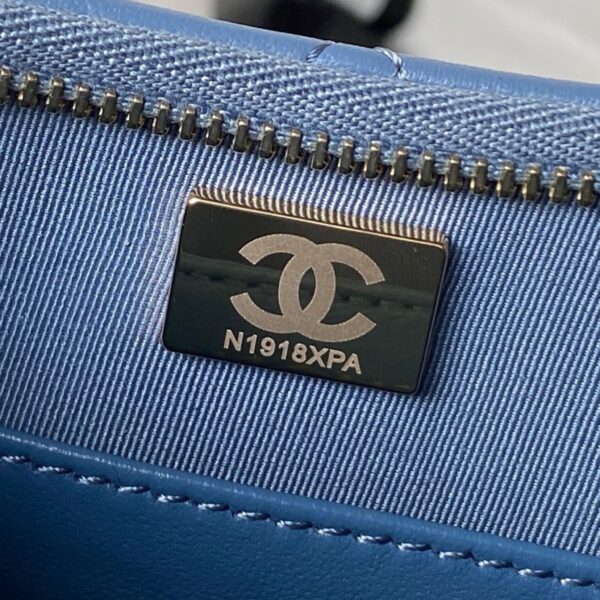 Chanel 23K Hobo Blue Large Bag Aged Calfskin  - Original Quality - Image 8