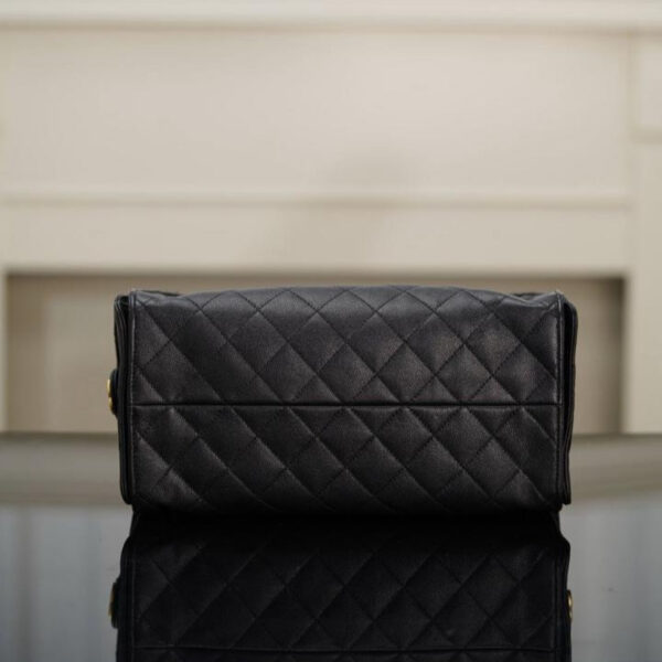 Chanel 25 Large Hobo Bag Black Calfskin - Original Quality - Image 7