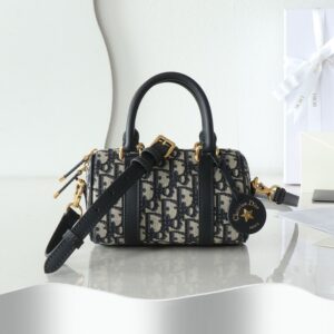 Dior Groove 17 Nano Bag