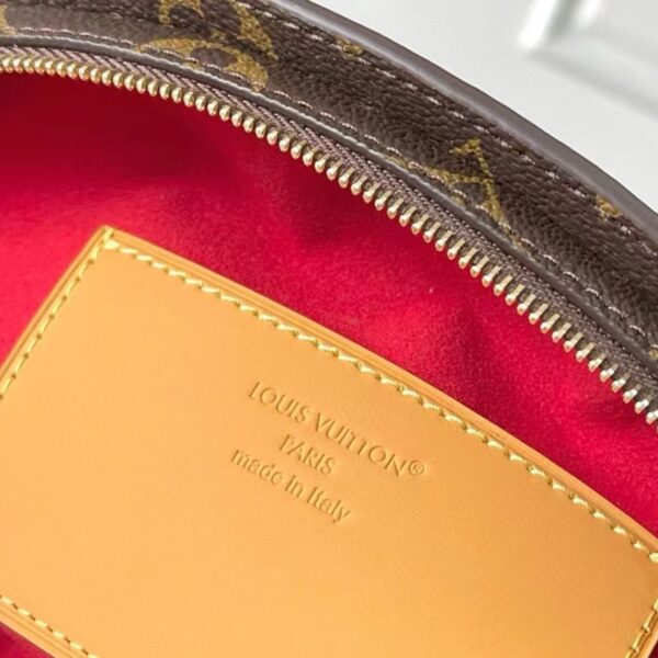 Louis Vuitton Fan Bag - Original Quality - Image 9