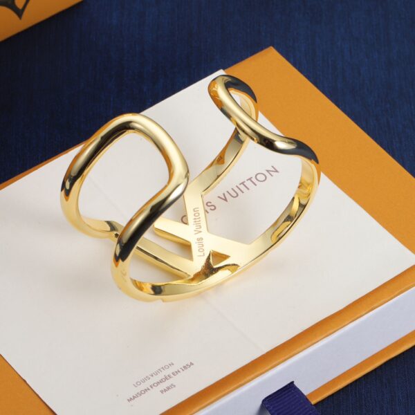 Louis Vuitton LV Volt One Cuff - Original Quality - Image 4