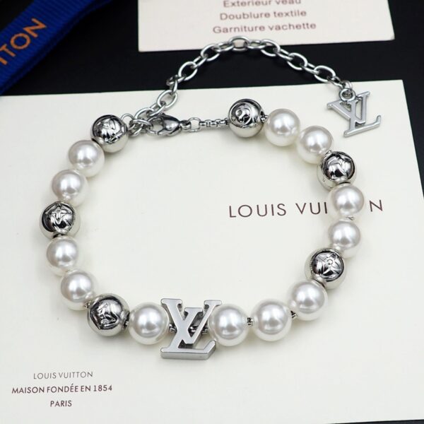 Louis Vuitton Pearls Fusion Bracelet - Original Quality